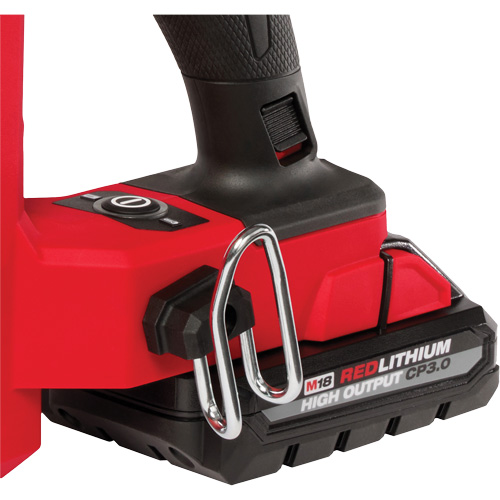 Ensemble agrafeuse pour cl&ocirc;ture utilitaire M18 Fuel, Agrafes 2"/1-1/2"/1-3/4" NRZ Safety Inc.