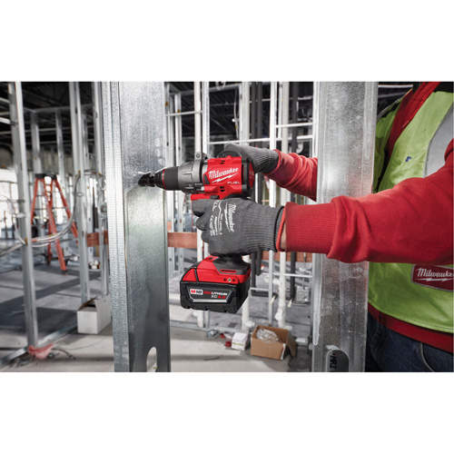 Ensemble perceuse/visseuse M18 FUEL, Lithium-ion, 18 V, Mandrin 1/2", Couple 1400 lp-po NRZ Safety Inc.