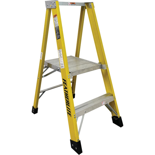 Industrial Heavy-Duty Platform Stepladders (6500 Series), 5', 300 lbs. Cap. NRZ Safety Inc.