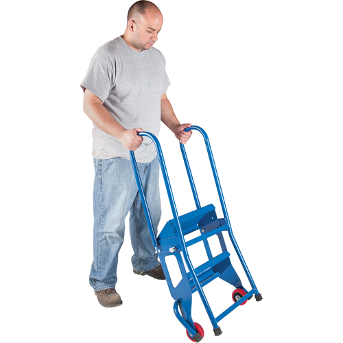 &eacute;chelle pliante portative, 2 marches, Perfor&eacute;, Hauteur 20" NRZ Safety Inc.