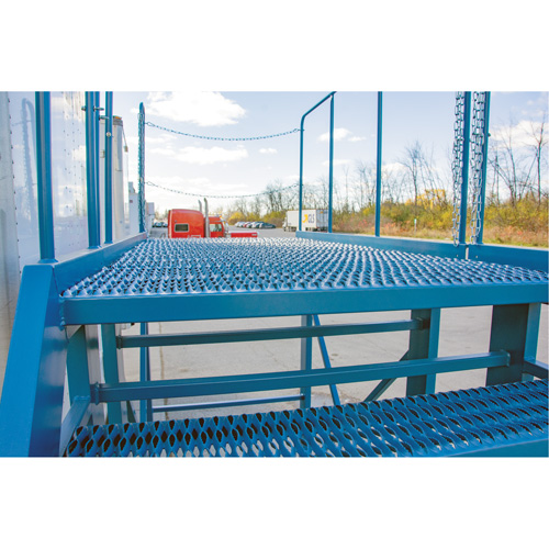 &eacute;chelle &agrave; neige, Acier, 10 Marches, 99" ha, 85-1/2" p, 48" Marche, Stri&eacute; NRZ Safety Inc.