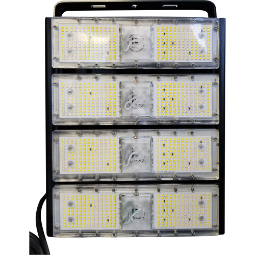 T&ecirc;te de lampe, DEL, 200 W, 30000 lumens, Boîtier en Aluminium NRZ Safety Inc.