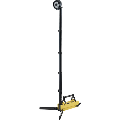 Lampe de sc&egrave;ne d&eacute;ployable portative, DEL, 5300 lumens, Boîtier en Plastique NRZ Safety Inc.
