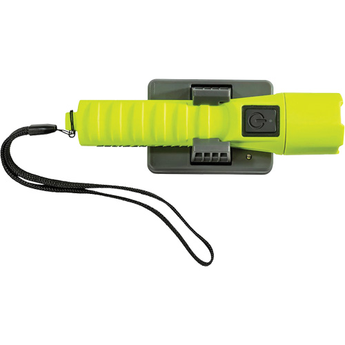 3335R Flashlight, LED, 246 Lumens, Rechargeable Batteries NRZ Safety Inc.