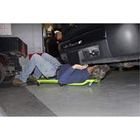 Sommier vert n&eacute;on &agrave; profil bas, en plastique robuste NRZ Safety Inc.