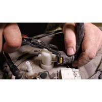 Pinces de d&eacute;connexion &agrave; 85 degr&eacute;s NRZ Safety Inc.