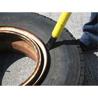 D&eacute;monte-talons &agrave; marteau coulissant NRZ Safety Inc.