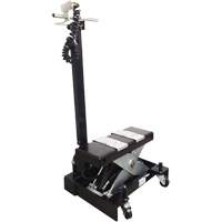 Cric de service de plancher &agrave; profil bas, 12 tonne(s) Capacit&eacute;, 7-1/2" Abaiss&eacute;e, 15" &eacute;lev&eacute;e, Air comprim&eacute;/hydraulique NRZ Safety Inc.