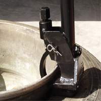 Manual Bead Breaker NRZ Safety Inc.