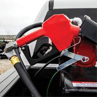 Pistolet de distribution automatique rouge pour essence NRZ Safety Inc.