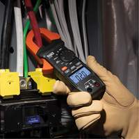 Trousse dessai &eacute;lectrique avec pince-m&egrave;tre NRZ Safety Inc.