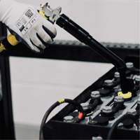 9" Battery Watering Gun NRZ Safety Inc.