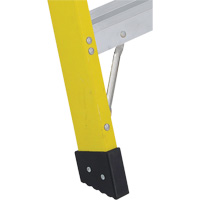 Industrial Heavy-Duty Stepladders (6400 Series), 4', Fibreglass, 300 lbs. Capacity, Type 1A NRZ Safety Inc.