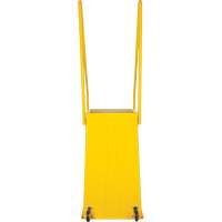 Escabeau industriel, 4 marches, 44" x 22-1/4" x Hauteur 65-1/8" NRZ Safety Inc.