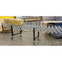 Convoyeur extensible, 23" la x 24' lo, Capacit&eacute; de 200 lb par pi lin. NRZ Safety Inc.