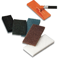 Tampon de r&eacute;curage et de d&eacute;capage Scrub n Strip Doodlebug, 10" lo x 4-6/10" la NRZ Safety Inc.