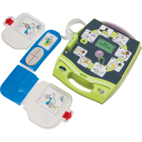 D&eacute;fibrillateur AED Plus, Semi-automatique, Anglais, Classe 4 NRZ Safety Inc.