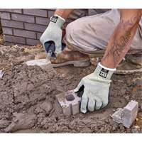 Gants r&eacute;sistants aux coupures Hero, Taille Petit/7, Calibre 7, Enveloppe en PEHD/Kevlar/Acier inoxydable, ANSI/ISEA 105 niveau 4 NRZ Safety Inc.