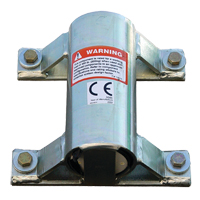 Base &agrave; davier pour collier de passage pour installation murale DBI-SALA Advanced NRZ Safety Inc.