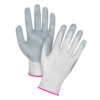 Gants haute performance r&eacute;sistants &agrave; la coupe, Taille 5/2T-petit, Calibre 13, Rev&ecirc;tement Nitrile, Enveloppe en PEHP, ANSI/ISEA 105 niveau 4/EN 388 niveau 5 NRZ Safety Inc.