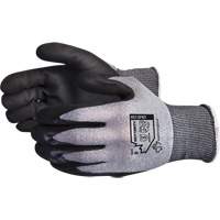 Gants en nylon Dexterity, 6, R&ecirc;vetement Nitrile, Calibre 13, Enveloppe en Nylon NRZ Safety Inc.