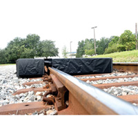 Ultra-Track Berm, 144 US gal. Capacity, 4' W x 6' L x 12" H, Foam Wall NRZ Safety Inc.