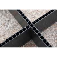 Ultra-Spill Pallet flexible, 4 barils, Capacit&eacute; de d&eacute;versement 66 gal. US, 48" x 48" x 7" NRZ Safety Inc.