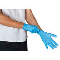Vending Pack Disposable Gloves, Medium, Nitrile, 4.5-mil, Powder-Free, Blue, Class 2 NRZ Safety Inc.