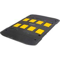 Bosse de d&eacute;c&eacute;l&eacute;ration avec embouts d'extr&eacute;mit&eacute;s, Caoutchouc, 3' lo x 40" la x 2" h NRZ Safety Inc.