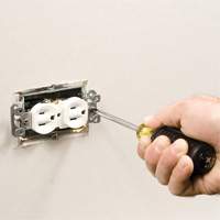 Tournevis Phillips, #2, 8-1/4" l, Prise Coussin&eacute;e NRZ Safety Inc.