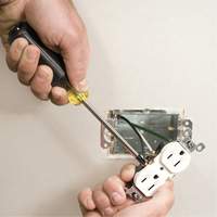 Tournevis Phillips, #2, 8-1/4" l, Prise Coussin&eacute;e NRZ Safety Inc.