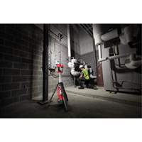 Tour d'&eacute;clairage &agrave; puissance double M18 Rocket, DEL, 2500 lumens, Boîtier en Aluminium NRZ Safety Inc.