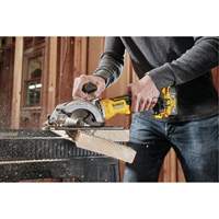Scie circulaire avec moteur sans balai Atomic (outil seulement), 4-1/2", 20 V NRZ Safety Inc.