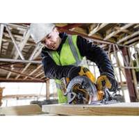 Ensemble de scie circulaire sans balai Flexvolt Max avec frein &eacute;lectrique, 7-1/4", 60 V NRZ Safety Inc.