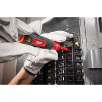 Tournevis &agrave; embouts interchangeables &agrave; tige articul&eacute;e isol&eacute; 1000 V, 2-en-1, 8-4/5" lo, Prise Coussin&eacute;e NRZ Safety Inc.