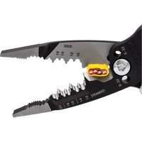 Pince &agrave; d&eacute;nuder forg&eacute;e, 8" lo, 10 - 20 AWG NRZ Safety Inc.