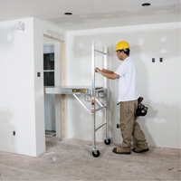 &eacute;chafaudages mobiles - &eacute;chafaudage maxi carr&eacute;, Cadre Aluminium, 74" p x 75" h NRZ Safety Inc.