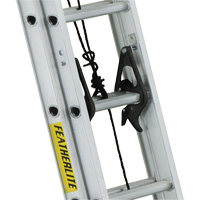 Industrial Heavy-Duty Extension Ladders (3200D Series), 300 lbs. Cap., 13' H, Grade 1A NRZ Safety Inc.