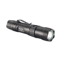 Lampe de poche tactique 7100, DEL, 695 lumens, Piles AA NRZ Safety Inc.